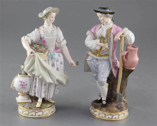 A pair of Meissen porcelain figures of gardeners, late 19th century, height 19cm, slight losses